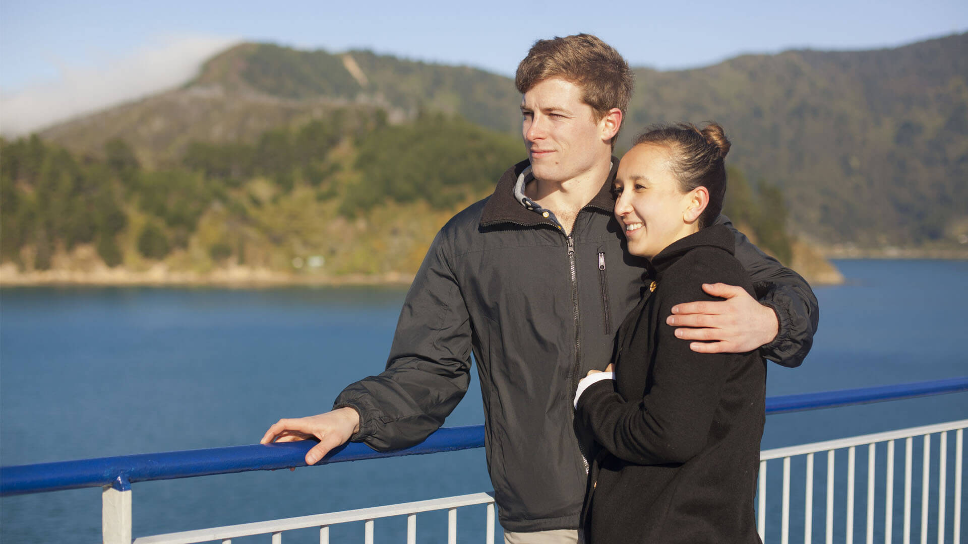 Young couple travel on Bluebridge ferry