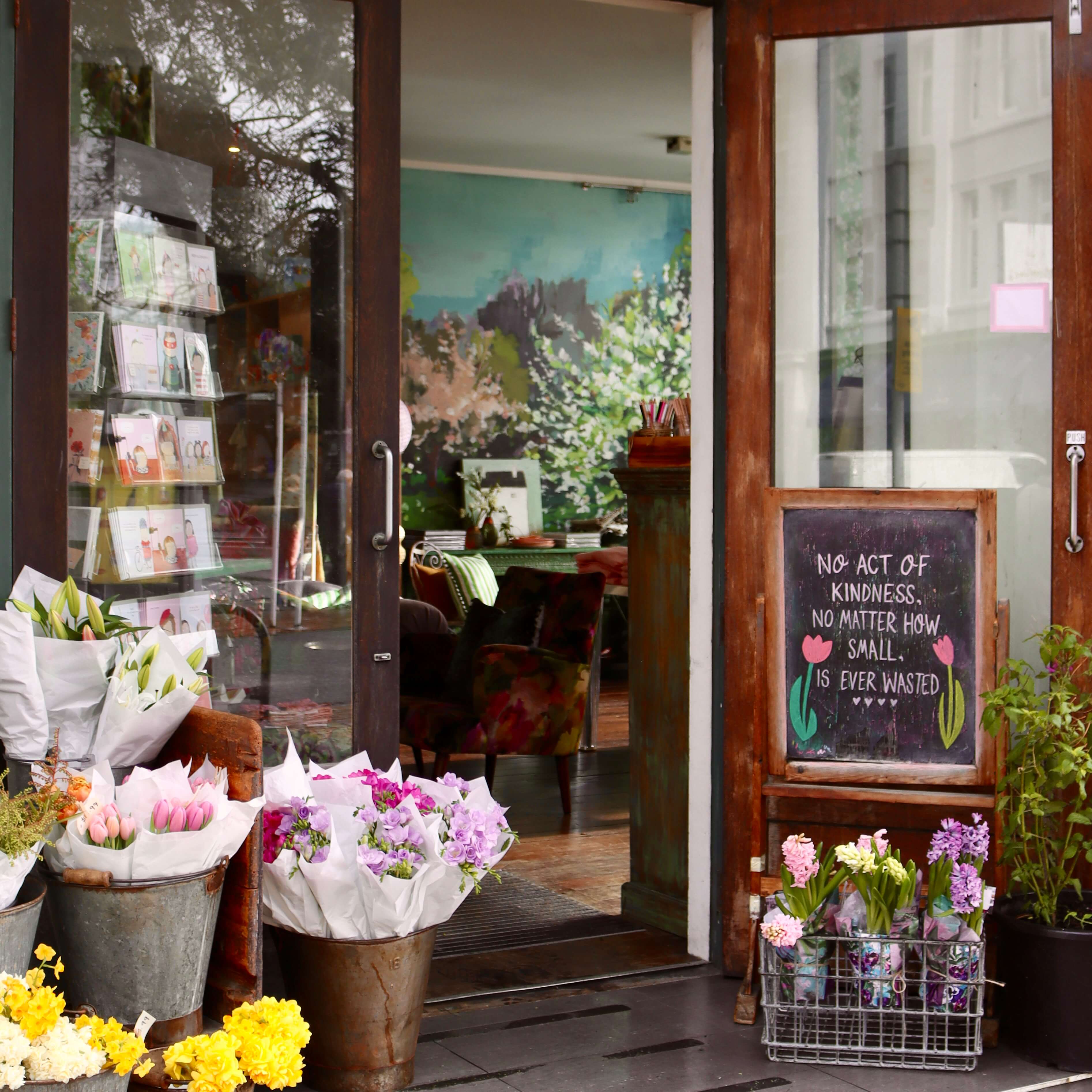5 Must Do In Wellington Small Acorns (1)